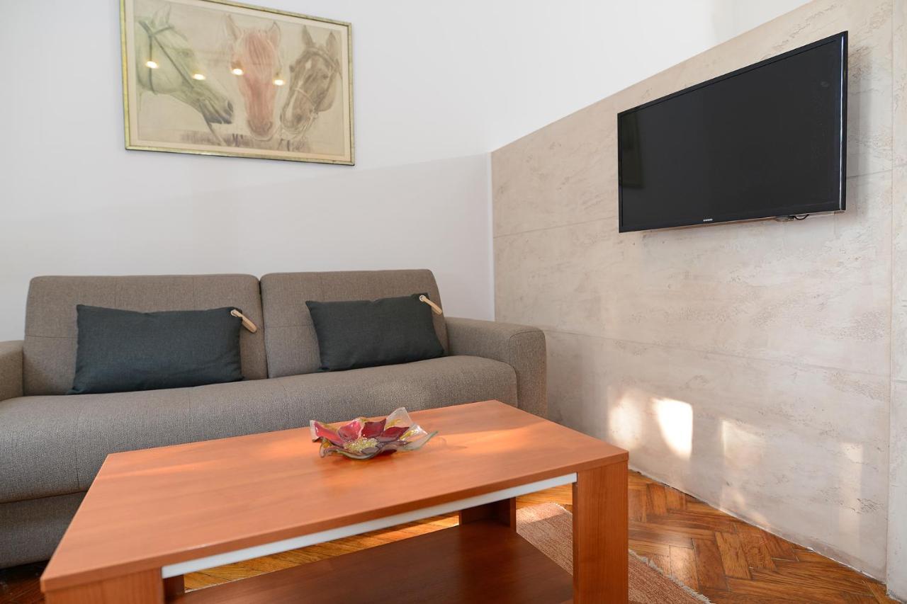 Central Spot Apartments Belgrado Exterior foto
