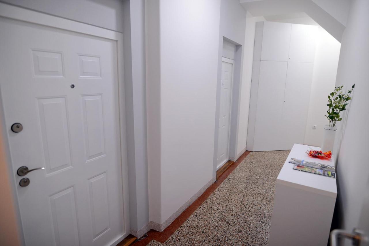 Central Spot Apartments Belgrado Exterior foto